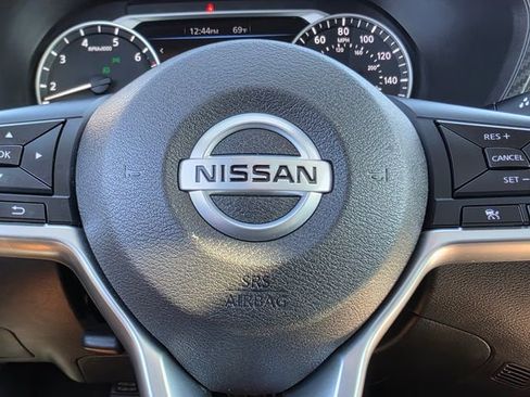 Used 2022 Nissan Sentra SR w/ Trunk Package image 21