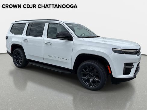 New 2026 Jeep Grand Wagoneer Limited AWD/4WD image 2