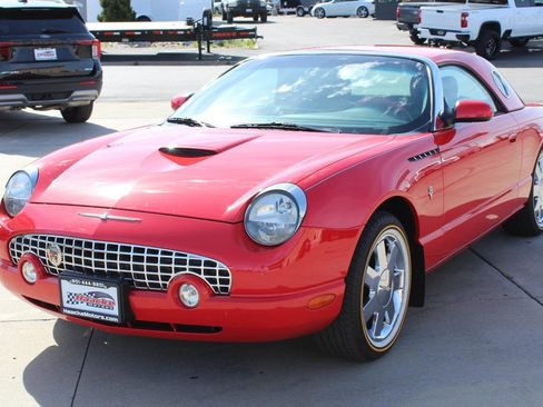 Used 2002 Ford Thunderbird RWD image 2