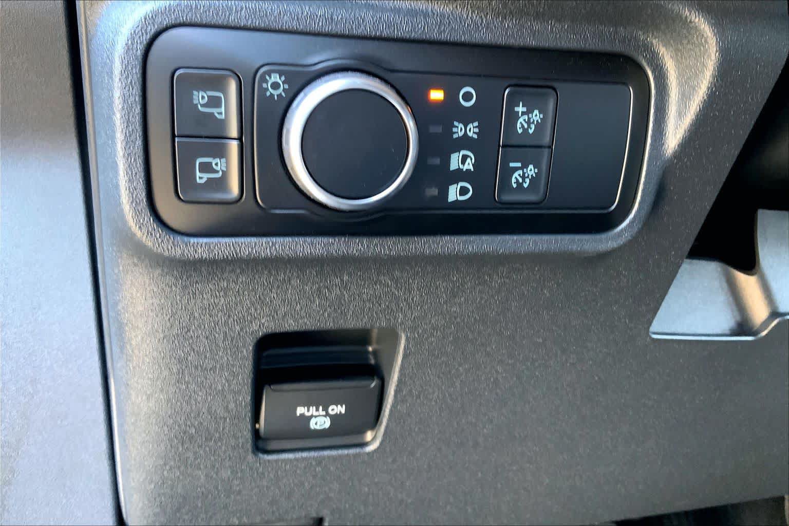 Used 2024 Ford Bronco Wildtrak AWD/4WD image 35