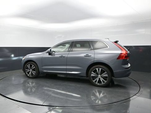 Used 2023 Volvo XC60 B5 Plus w/ Protection Package Premier FWD image 2
