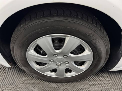 Used 2019 Ford Fusion S image 19