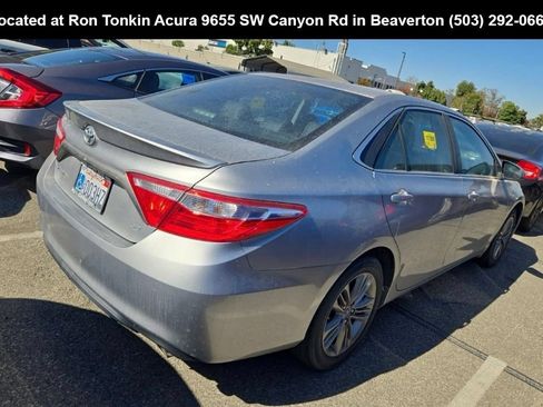 Used 2016 Toyota Camry SE FWD image 6
