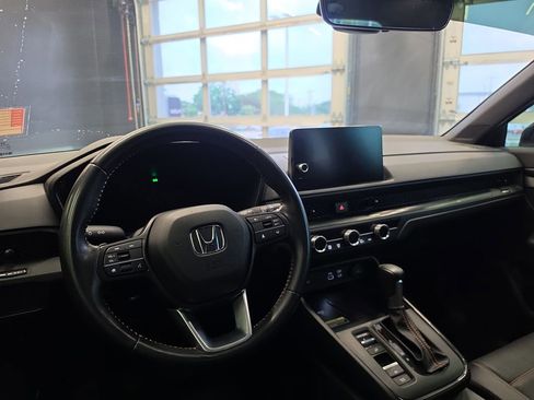 Used 2025 Honda CR-V Sport-L image 18