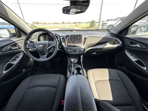 Used 2024 Chevrolet Malibu LT FWD image 15
