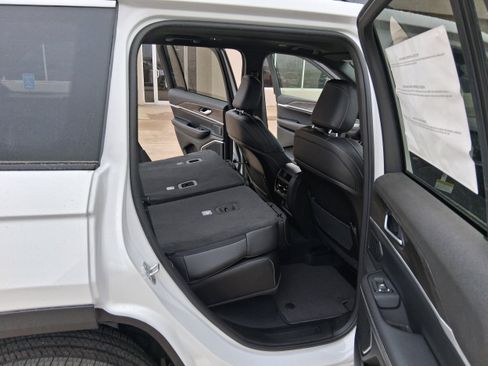 New 2026 Jeep Grand Cherokee Limited image 21