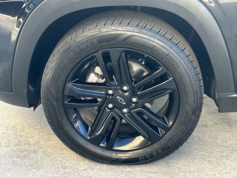 Certified 2025 Chevrolet Trax ACTIV w/ Sunroof Package image 13