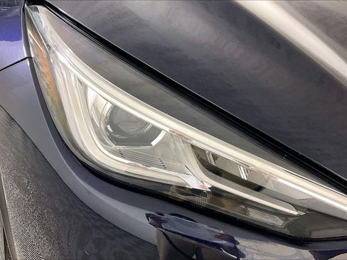 Used 2020 INFINITI QX50 Luxe w/ Cargo Package AWD/4WD image 29