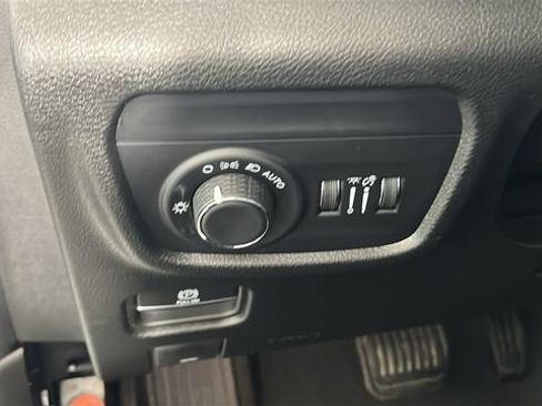 Used 2023 Jeep Grand Cherokee L Laredo w/ Luxury Tech Group I AWD/4WD image 19