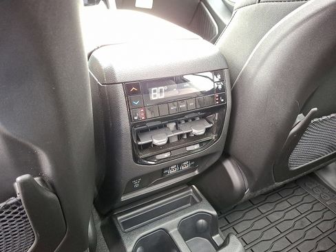 New 2025 Jeep Grand Cherokee L Limited w/ Black Appearance Package image 13