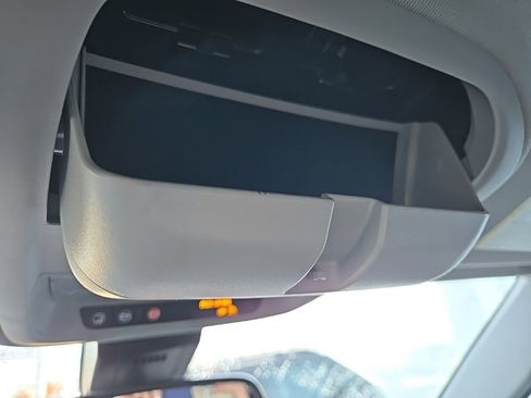 Used 2021 GMC Terrain SLT image 63