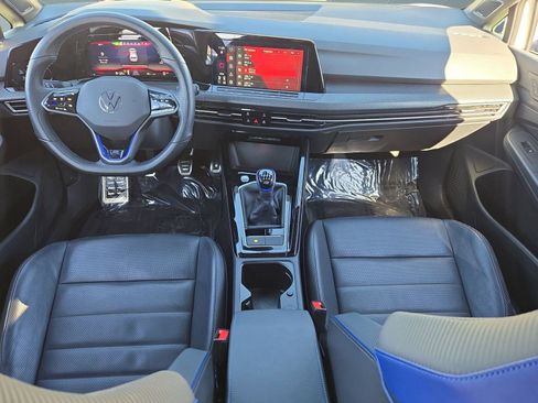 Used 2024 Volkswagen Golf R image 13