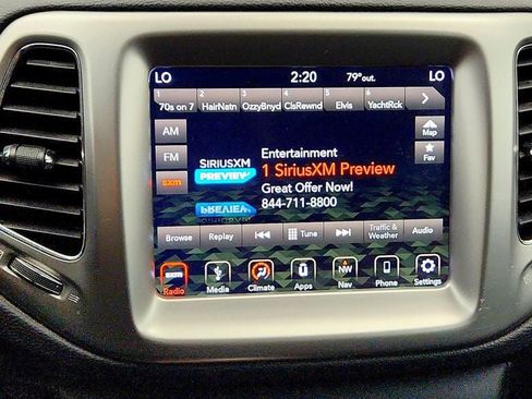 Used 2018 Jeep Compass Latitude w/ Popular Equipment Group AWD/4WD image 16
