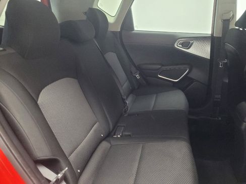 Used 2020 Kia Soul LX image 19