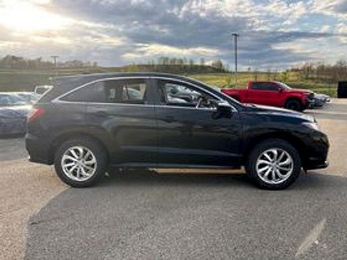 Used 2018 Acura RDX AWD image 4