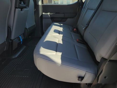 New 2026 Ford F250 XL w/ XL Chrome Package image 7