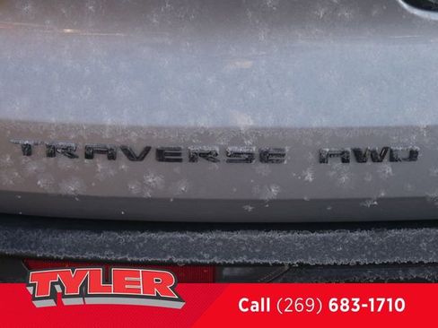 New 2026 Chevrolet Traverse Z71 w/ LPO, Floor Liner Package image 15