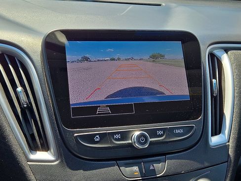 Used 2024 Chevrolet Malibu LT FWD image 27