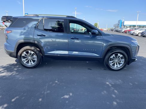 Used 2025 Chevrolet Equinox LT w/ Convenience Package II AWD/4WD image 5