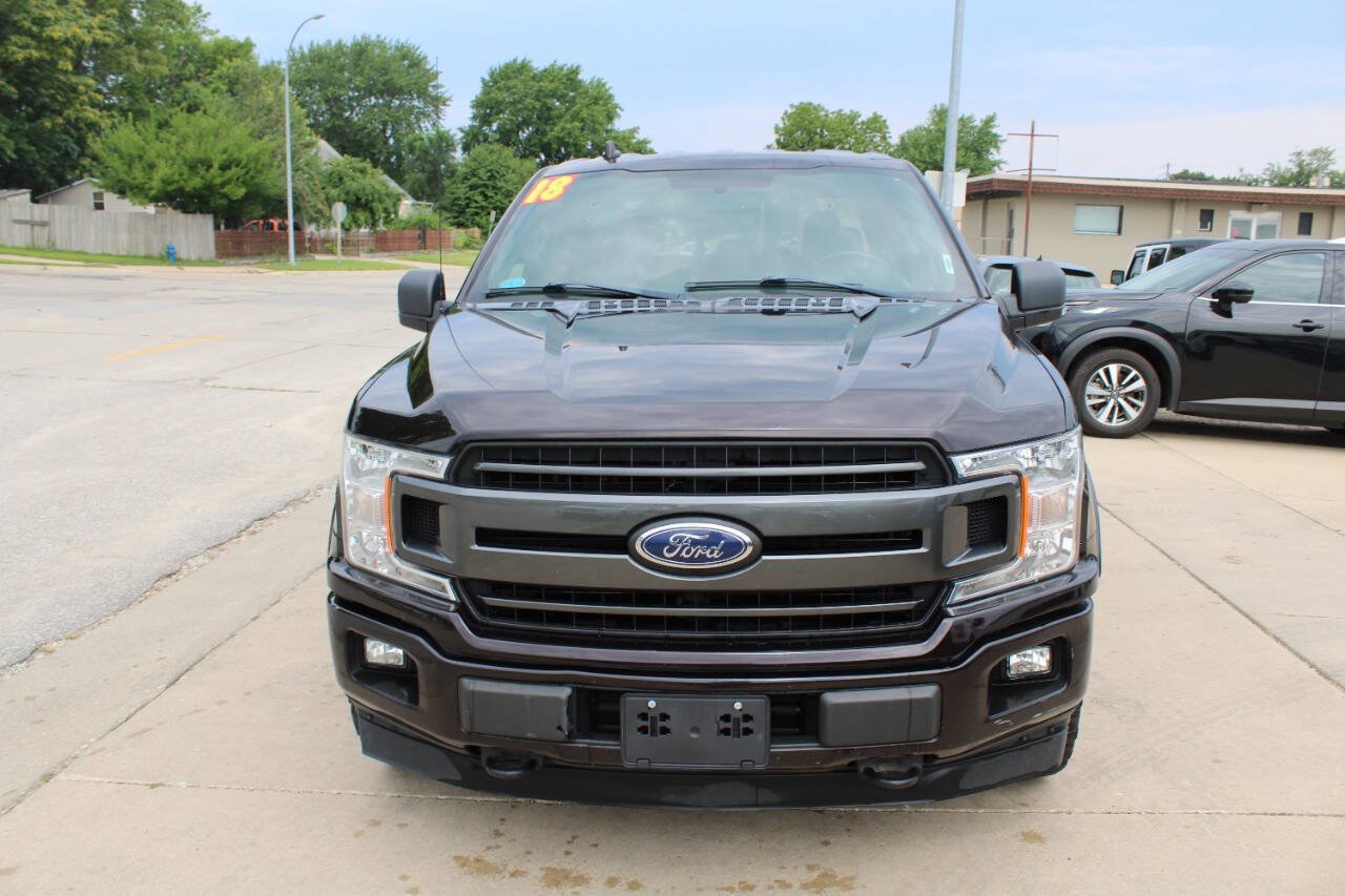 Used 2018 Ford F150 XLT w/ Equipment Group 302A Luxury AWD/4WD image 3