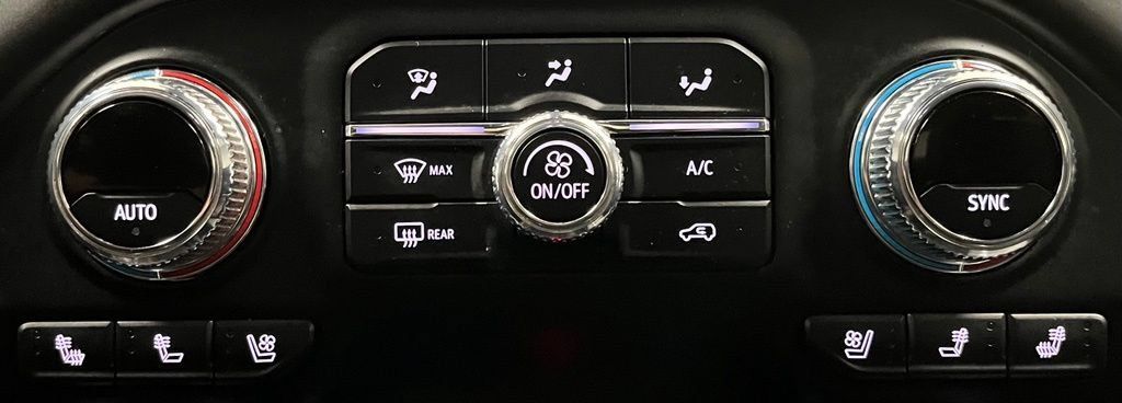 Used 2020 GMC Sierra 1500 Denali w/ Technology Package AWD/4WD image 38