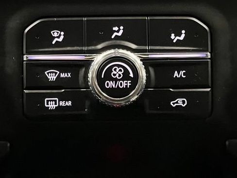 Used 2020 GMC Sierra 1500 Denali w/ Technology Package AWD/4WD image 38