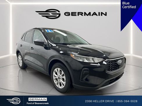 Certified 2024 Ford Escape Active w/ Cold Weather Package FWD image 1