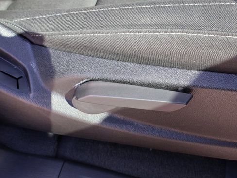 Used 2022 GMC Canyon Elevation w/ Driver Alert Package image 32