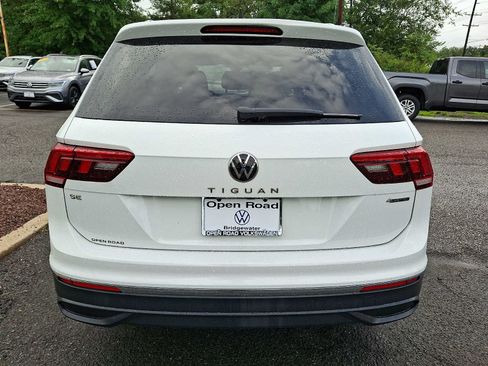 Certified 2022 Volkswagen Tiguan SE AWD/4WD image 5