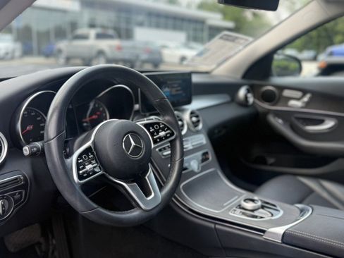 Used 2019 Mercedes-Benz C 300 Sedan image 21