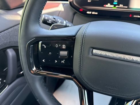 Used 2025 Land Rover Range Rover Sport Dynamic SE AWD/4WD image 22