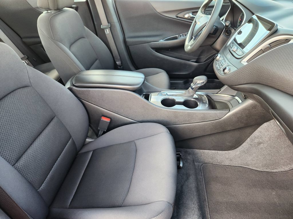 Certified 2024 Chevrolet Malibu LT FWD image 15