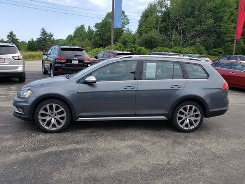 Used 2017 Volkswagen Golf Alltrack AWD/4WD image 4