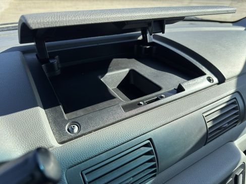 Used 2004 Ford Freestar SES image 15