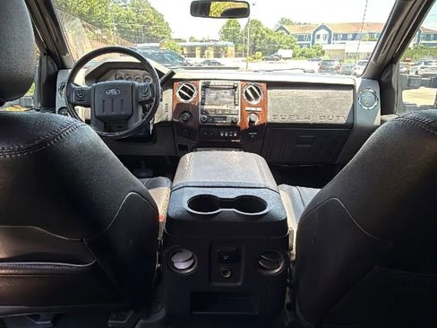 Used 2012 Ford F250 Lariat w/ Lariat Ultimate Pkg AWD/4WD image 32
