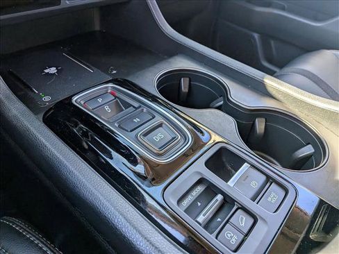 Used 2023 Honda Pilot EX-L image 11