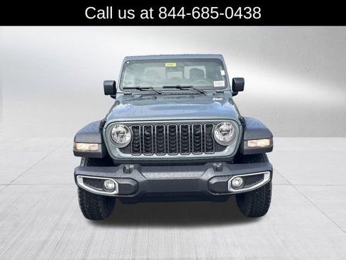 New 2026 Jeep Gladiator Sport image 2