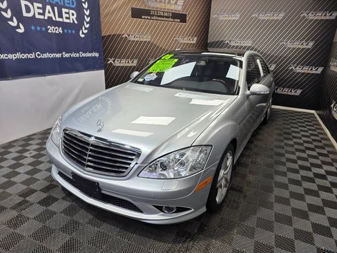 Used 2008 Mercedes-Benz S 550 4MATIC image 2