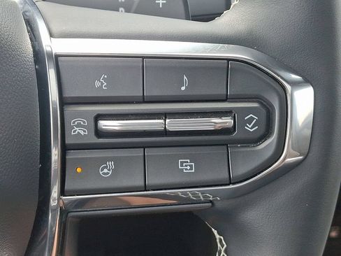 Certified 2026 GMC Acadia Denali Ultimate w/ LPO, Floor Liner Package AWD/4WD image 23