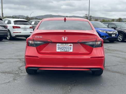 Certified 2022 Honda Civic EX image 23