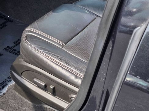 Used 2015 Buick Enclave Leather FWD image 35