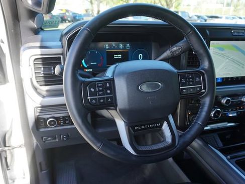 Used 2025 Ford F250 Platinum AWD/4WD image 19