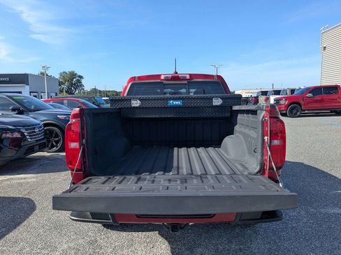 Used 2017 Chevrolet Colorado Z71 RWD image 10