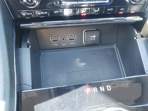 Used 2023 Jeep Grand Cherokee Laredo w/ Luxury Tech Group I AWD/4WD image 18