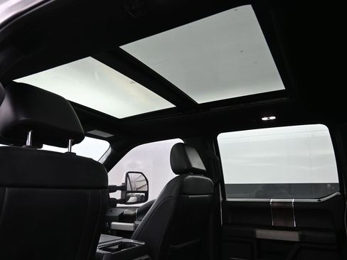 Certified 2022 Ford F250 Lariat w/ Lariat Ultimate Package image 26