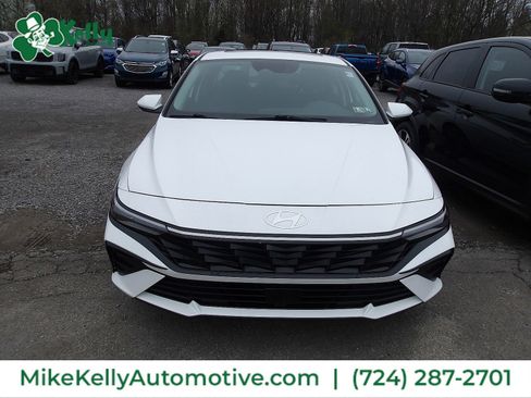 Used 2024 Hyundai Elantra SEL w/ Convenience Package image 1