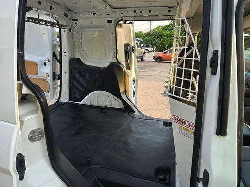 Used 2017 Ford Transit Connect XL image 32