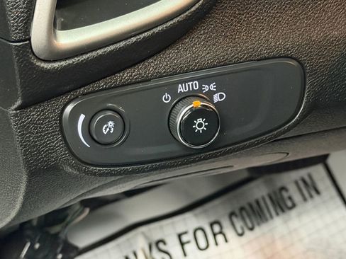 Used 2019 Chevrolet Trax LS image 23