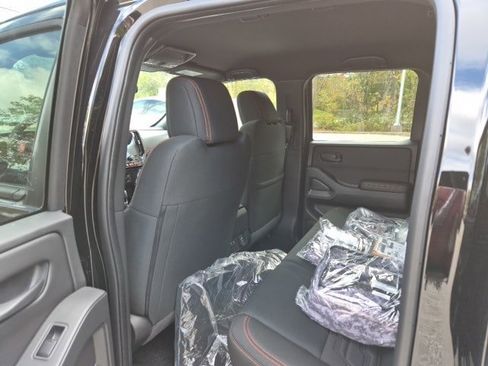 New 2026 Nissan Frontier PRO-4X w/ Pro-4x Convenience Package image 15