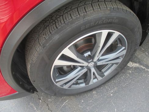 Used 2017 Nissan Rogue SL w/ SL Premium Package image 13